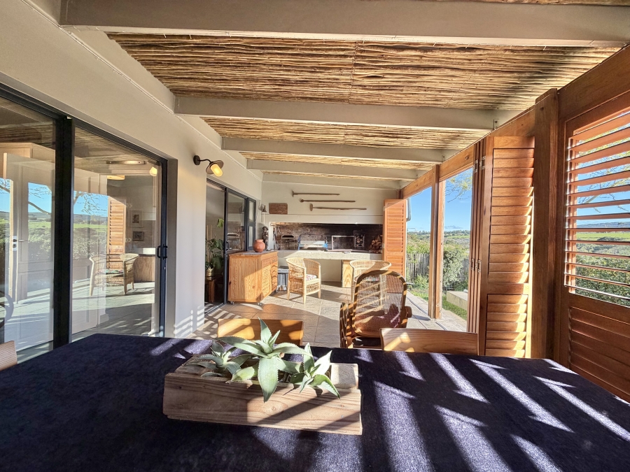3 Bedroom Property for Sale in Crossways Farm Village Eastern Cape
